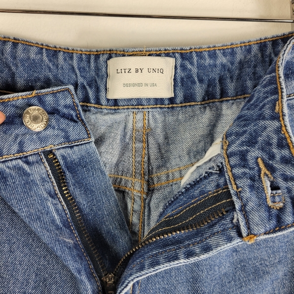 Litz by Uniq Open Side Wide Leg High Waist Patch Pocket Released Hem Jeans - Picture 6 of 10